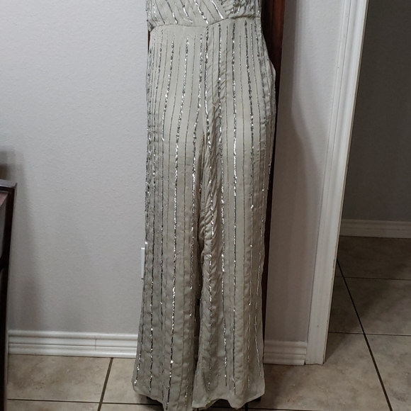 Jumpsuit - Picture 4 of 5